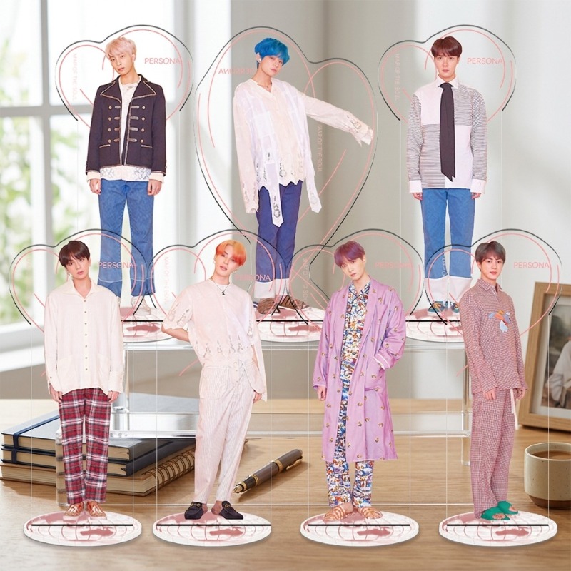 Anime Peripherals Kim Taehyung - Anime Merchandise Figure avaliação e preço
