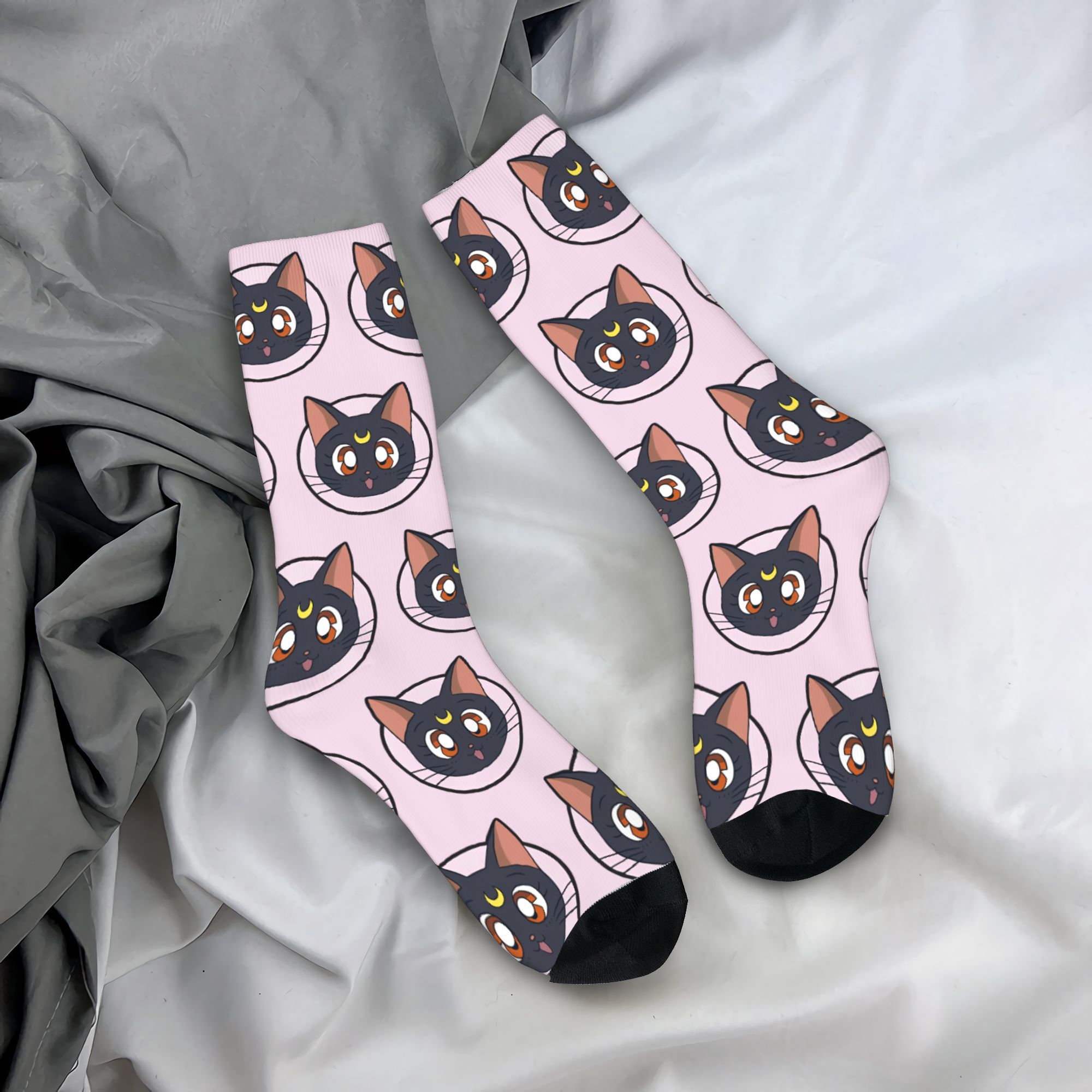Trendy Unisex Crew Socks Sailo - Anime Merchandise Dress avaliação e preço